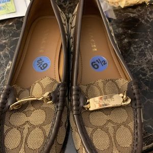 Coach flats